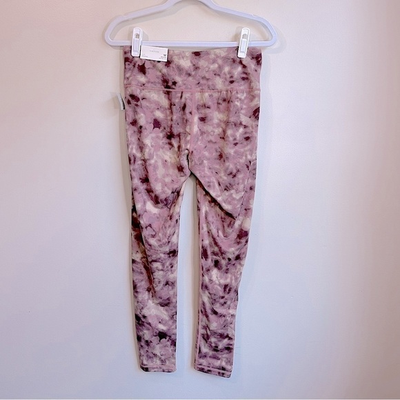 NWT Maurices High Rise Shades of Pink Tie Dye Leggings Size Medium - Picture 3 of 11